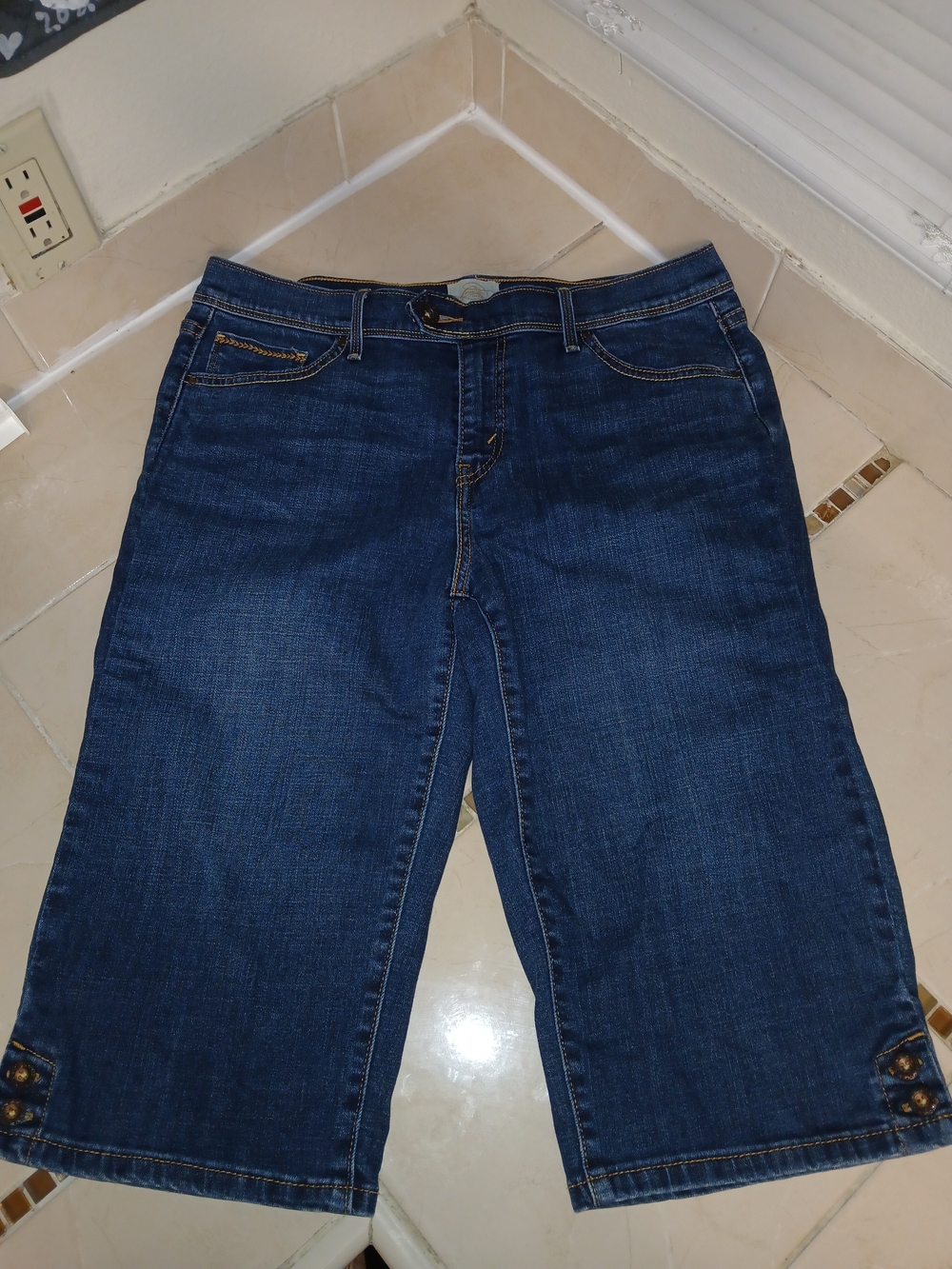 Levi's 515 Skimmer Dark Blue Cropped Capri Jeans